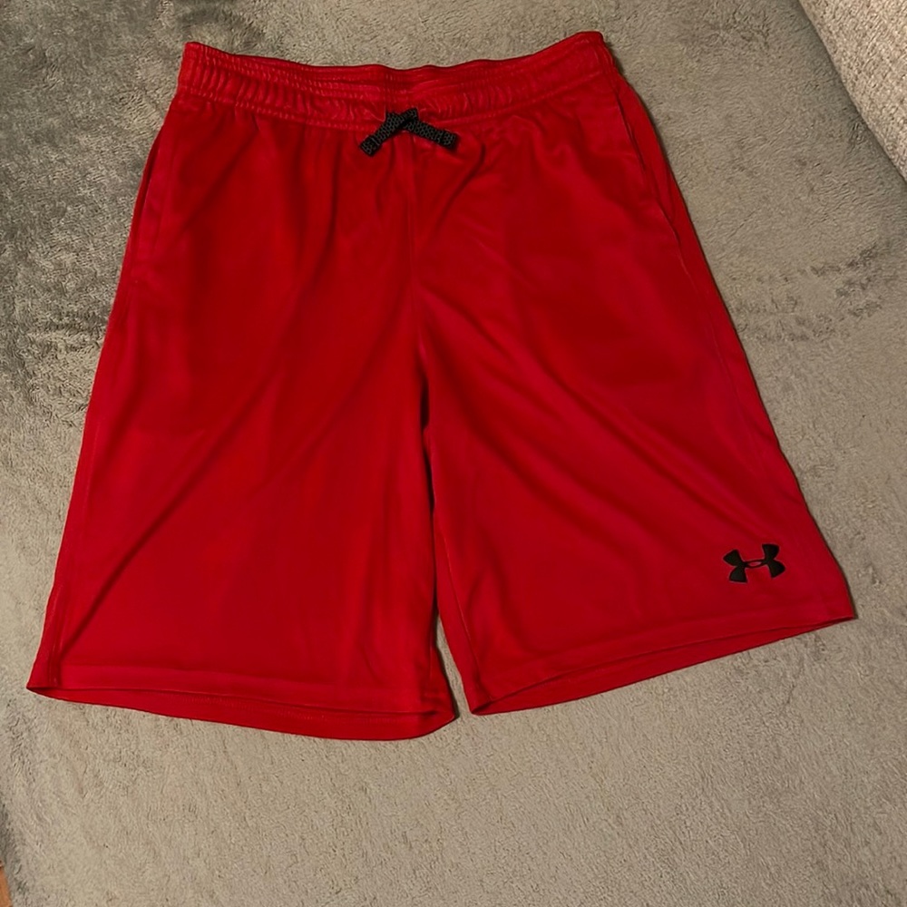 Under Armour💕 Boy sport shorts with heat gear